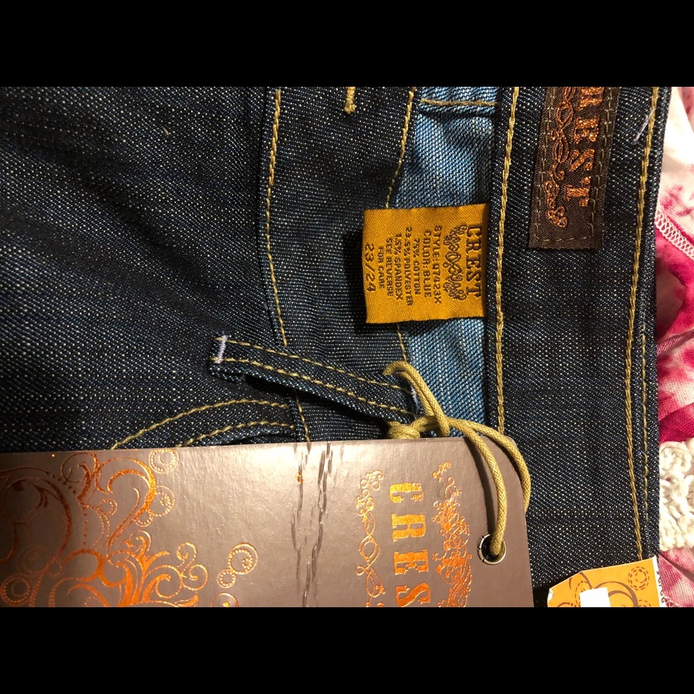 Capris - Picture 3 of 6